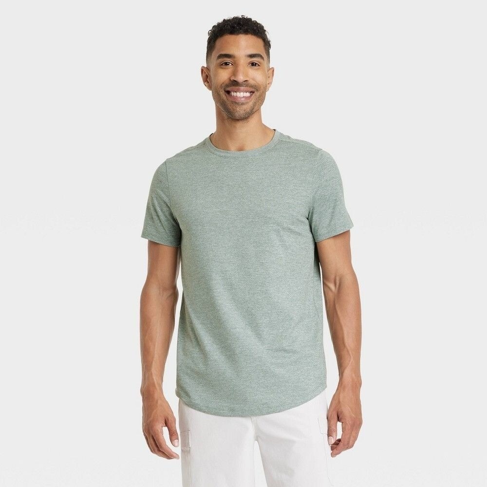 All in Motion Men's Short Sleeve Soft Stretch T-Shirt, Green, Size M, NWT‎
